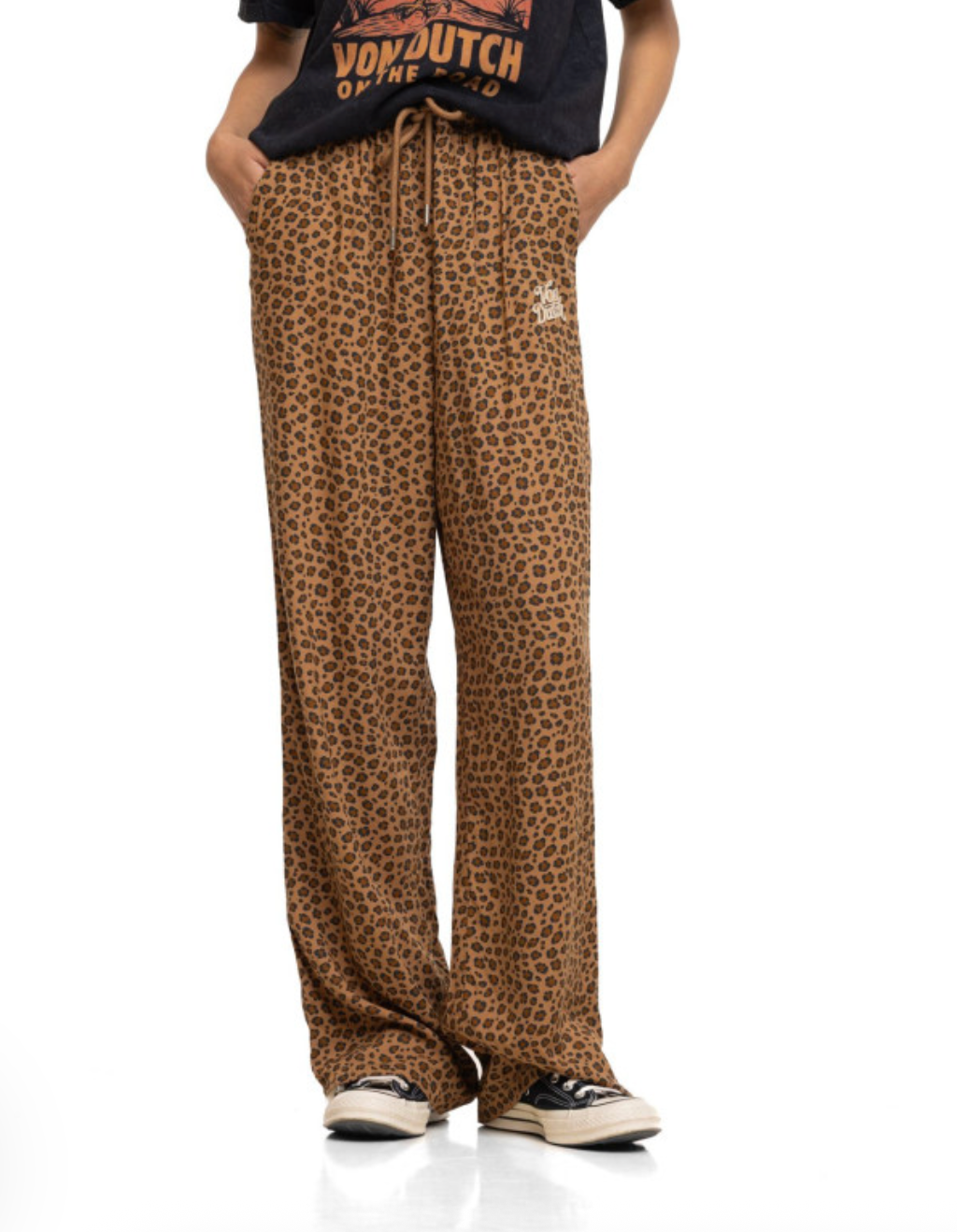 Pantalon Femme Léopard Von Dutch | 100% Viscose Fluide | Un Barbu et Une Blonde