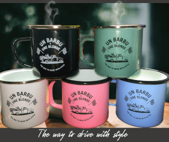 Un Barbu et Une Blonde Mugs métalliques Un Barbu et Une Blonde