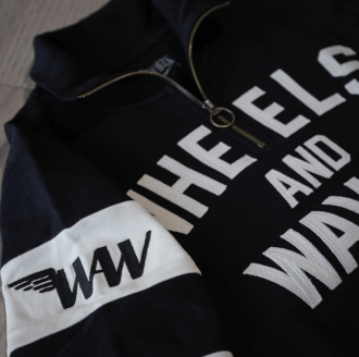 Sweat THUNDER BEE Wheels and Waves Vêtements