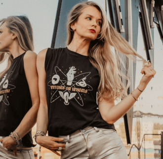 T-shirt Wildust Sisters WITCHES Vêtements