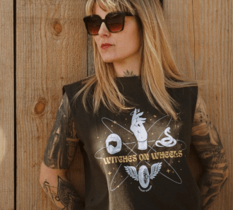 T-shirt Wildust Sisters WITCHES Vêtements